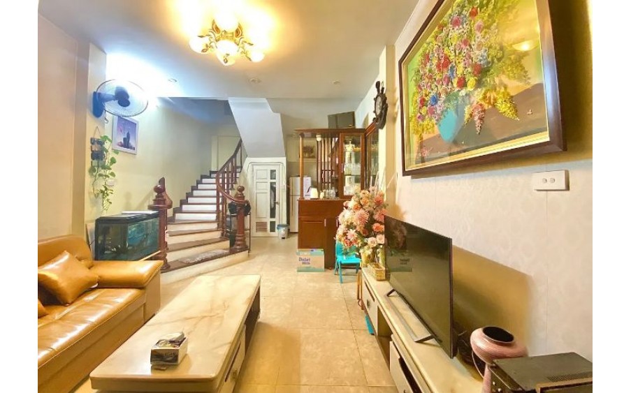 Bán Nhà Đống Đa Đặng Văn Ngữ.35m2 4T Gía Chào 6,5 Tỷ.Sổ Nở Hậu